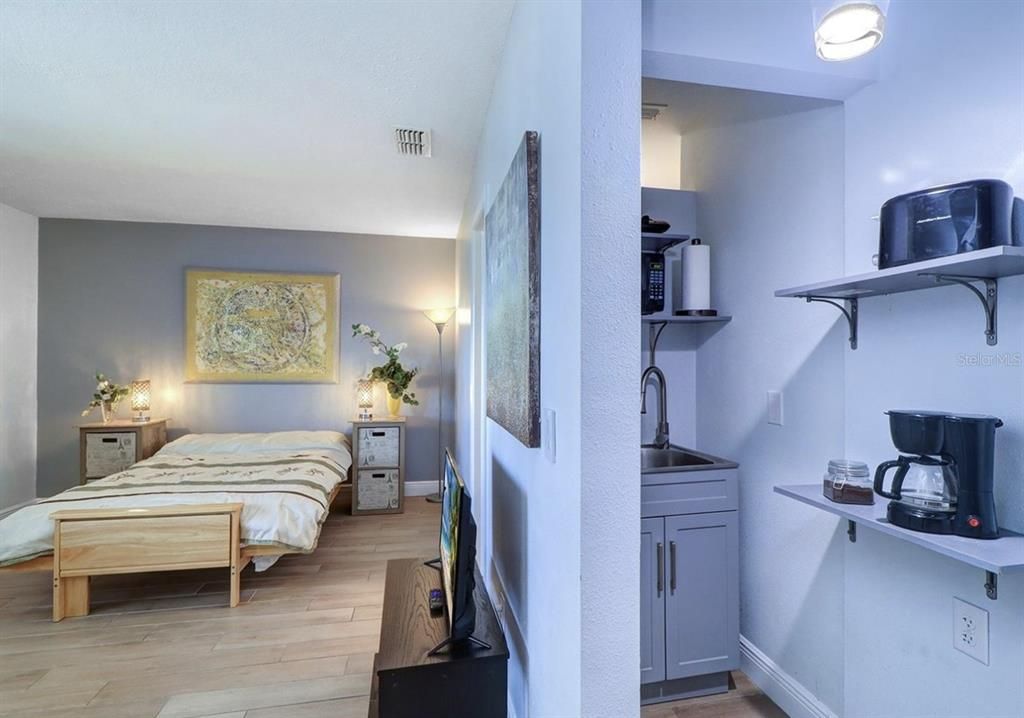 For Rent: $2,500 (2 beds, 2 baths, 1116 Square Feet)