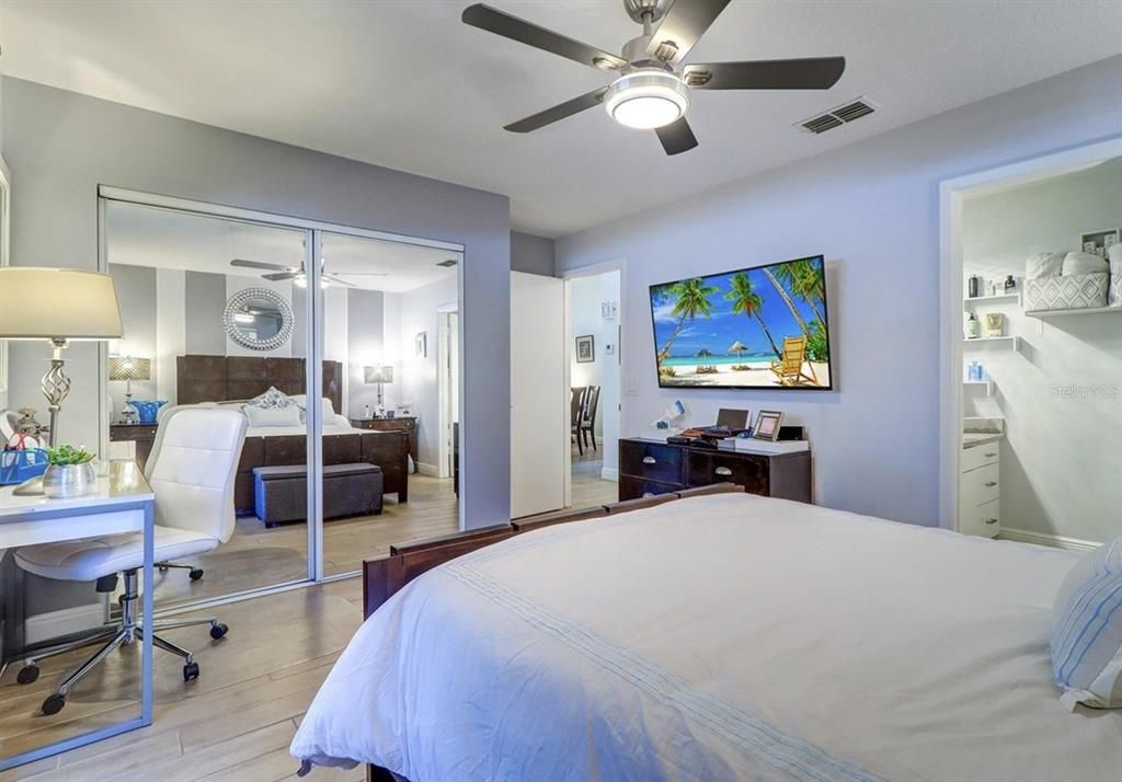 For Rent: $2,500 (2 beds, 2 baths, 1116 Square Feet)