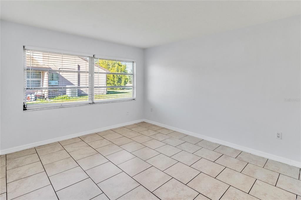 For Sale: $440,000 (4 beds, 0 baths, 1817 Square Feet)