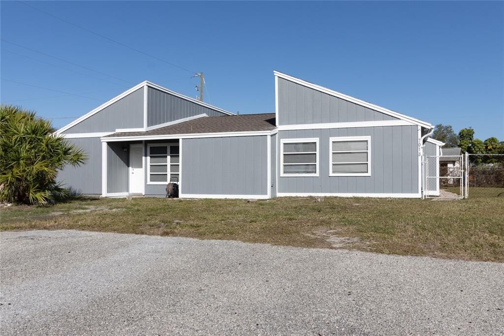 For Sale: $440,000 (4 beds, 0 baths, 1817 Square Feet)