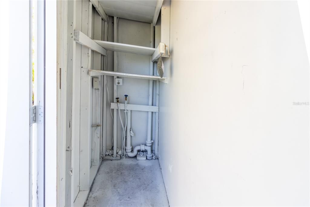 For Sale: $440,000 (4 beds, 0 baths, 1817 Square Feet)