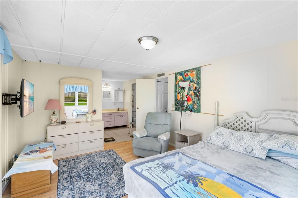 En Venta: $184,900 (2 camas, 2 baños, 1248 Pies cuadrados)