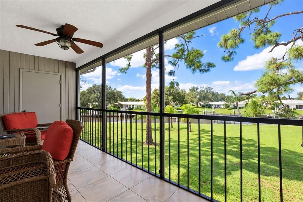 For Sale: $250,000 (2 beds, 2 baths, 1080 Square Feet)
