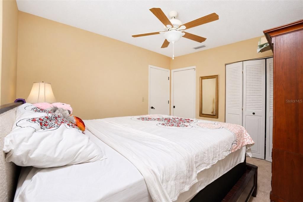 For Sale: $250,000 (2 beds, 2 baths, 1080 Square Feet)