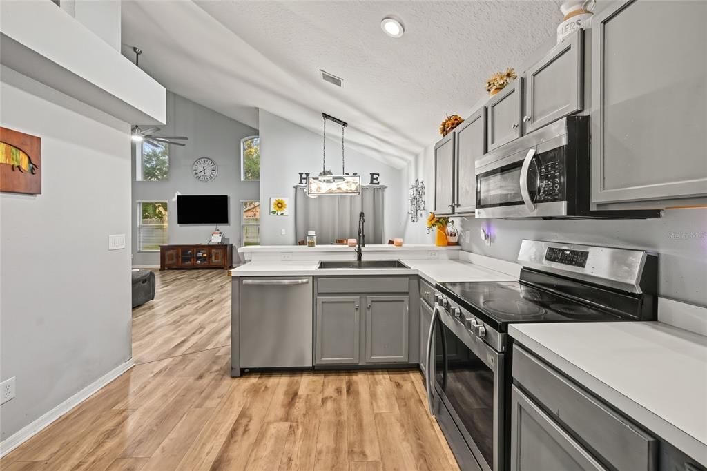 En Venta: $274,900 (3 camas, 2 baños, 1810 Pies cuadrados)