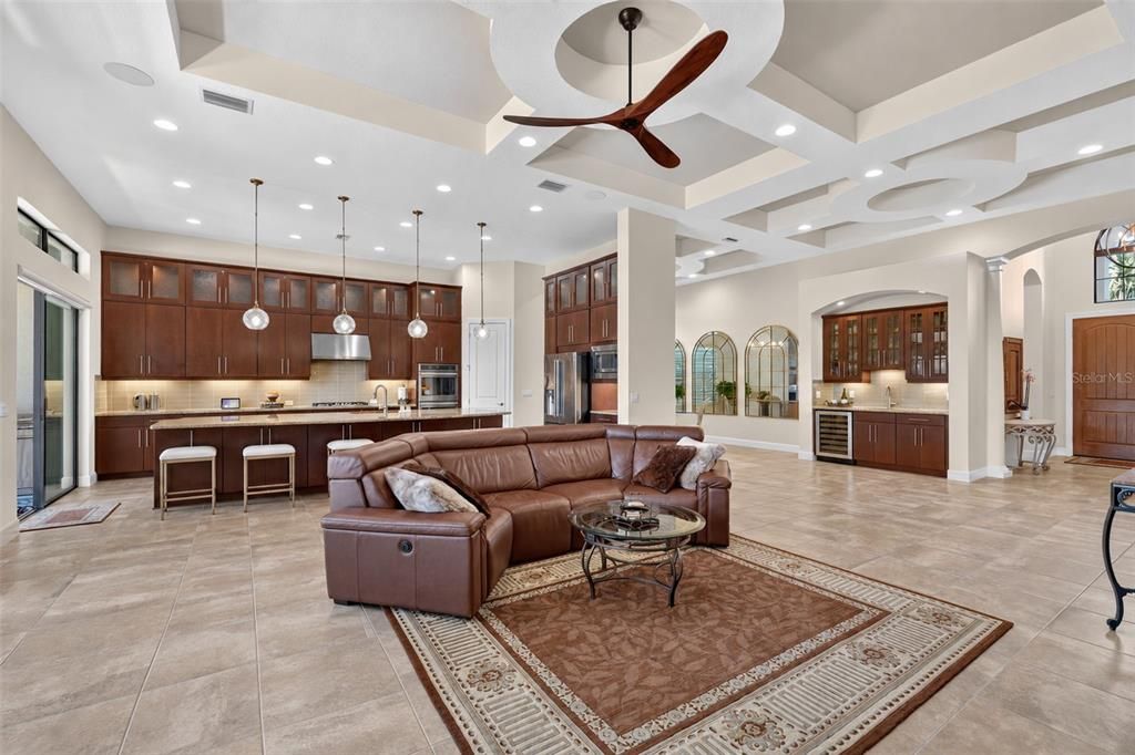 En Venta: $1,299,000 (3 camas, 3 baños, 2898 Pies cuadrados)