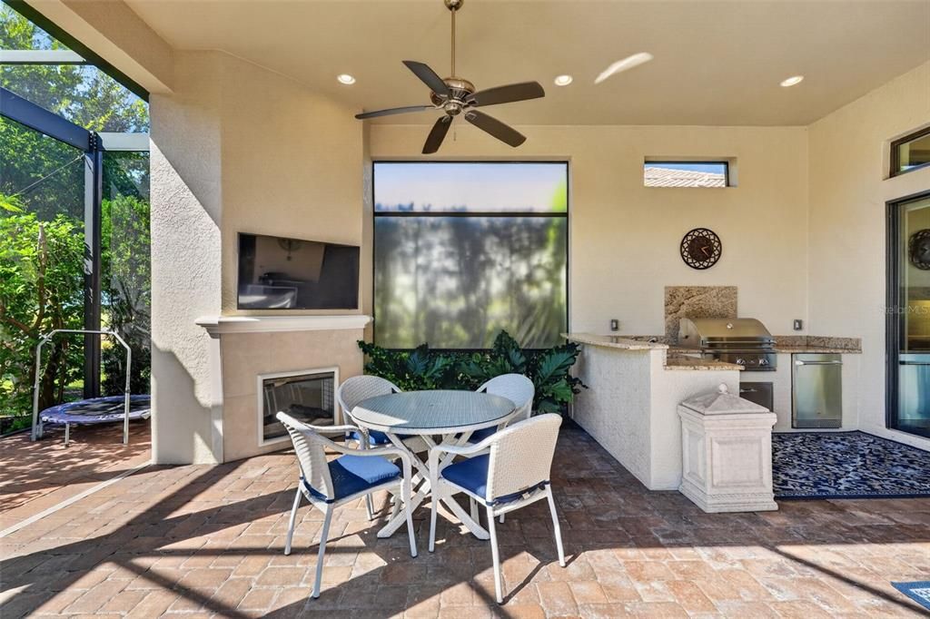 En Venta: $1,299,000 (3 camas, 3 baños, 2898 Pies cuadrados)