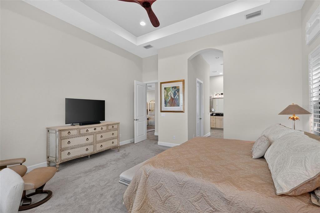 En Venta: $1,299,000 (3 camas, 3 baños, 2898 Pies cuadrados)