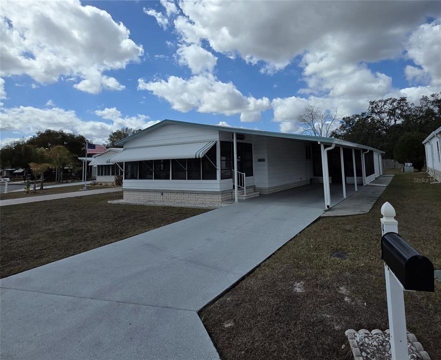 For Sale: $144,900 (2 beds, 2 baths, 1152 Square Feet)