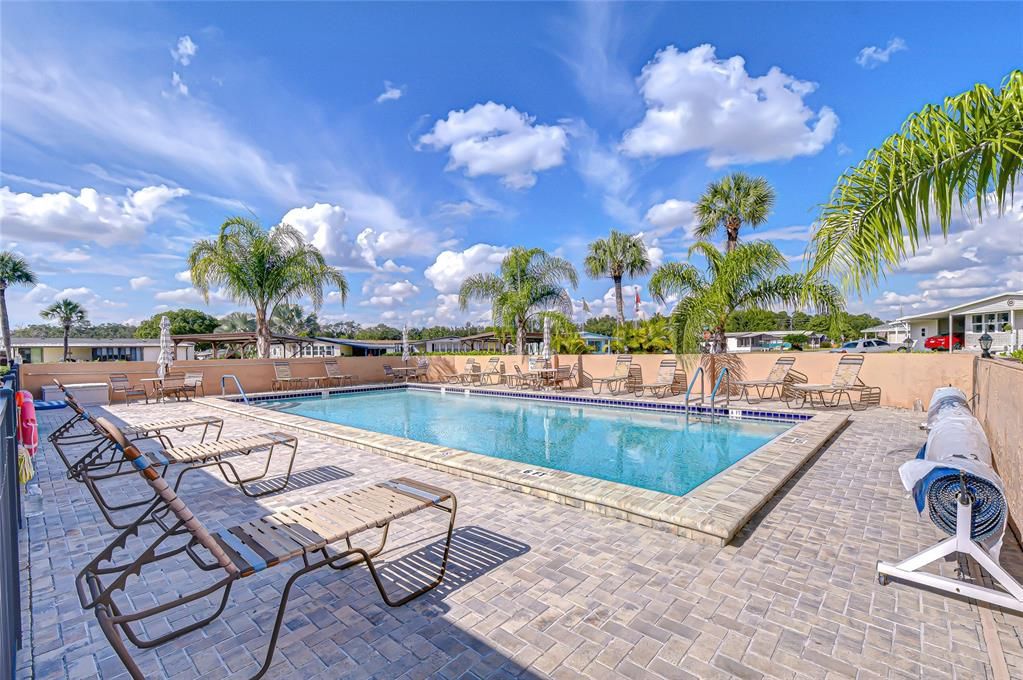 For Sale: $144,900 (2 beds, 2 baths, 1152 Square Feet)