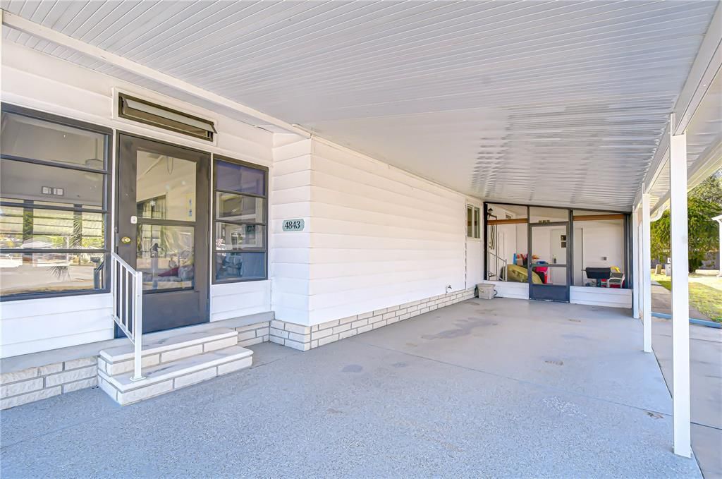 For Sale: $144,900 (2 beds, 2 baths, 1152 Square Feet)