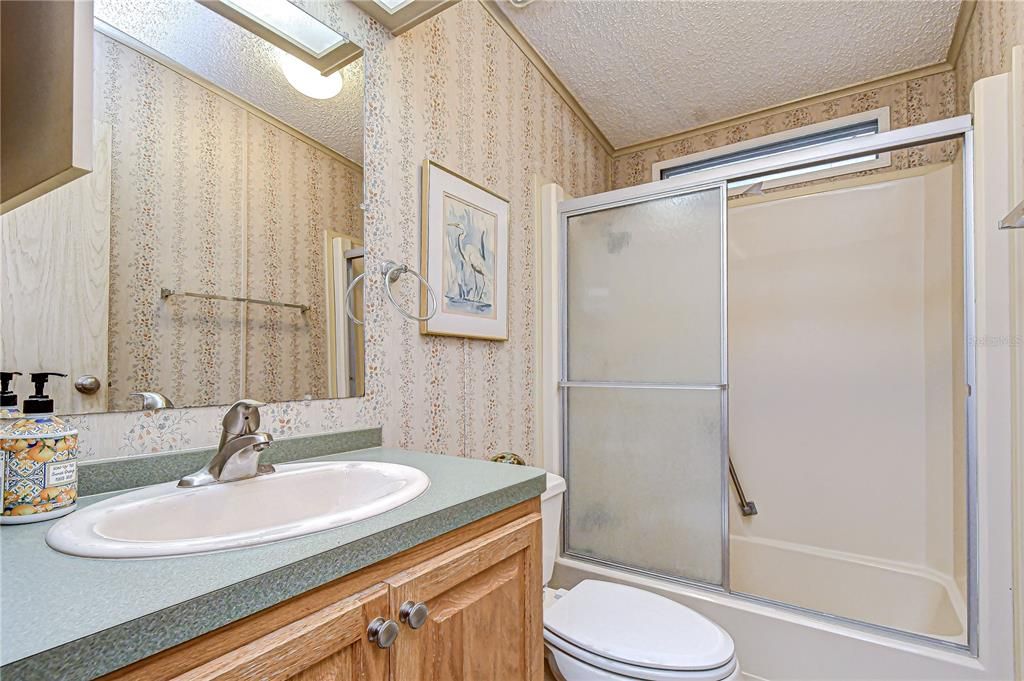 For Sale: $144,900 (2 beds, 2 baths, 1152 Square Feet)