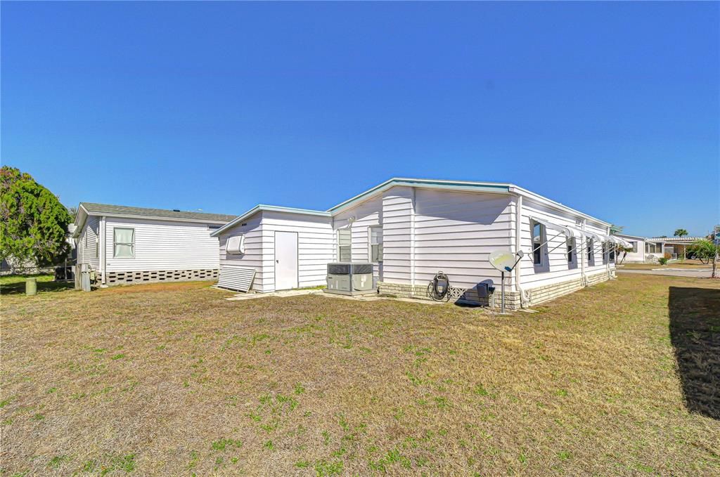 For Sale: $144,900 (2 beds, 2 baths, 1152 Square Feet)