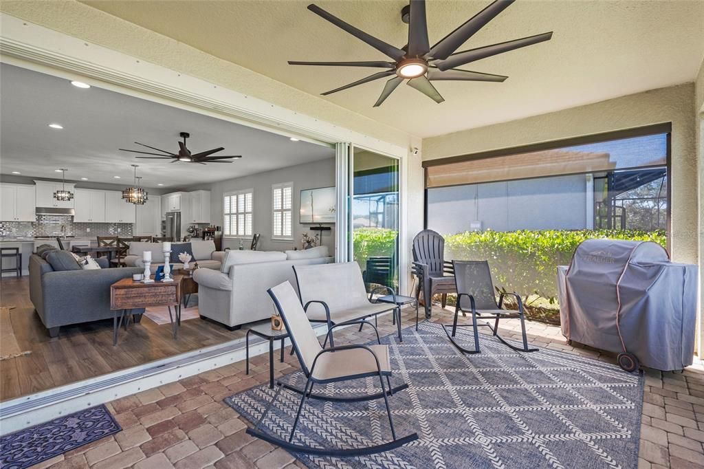 En Venta: $749,000 (2 camas, 2 baños, 2296 Pies cuadrados)