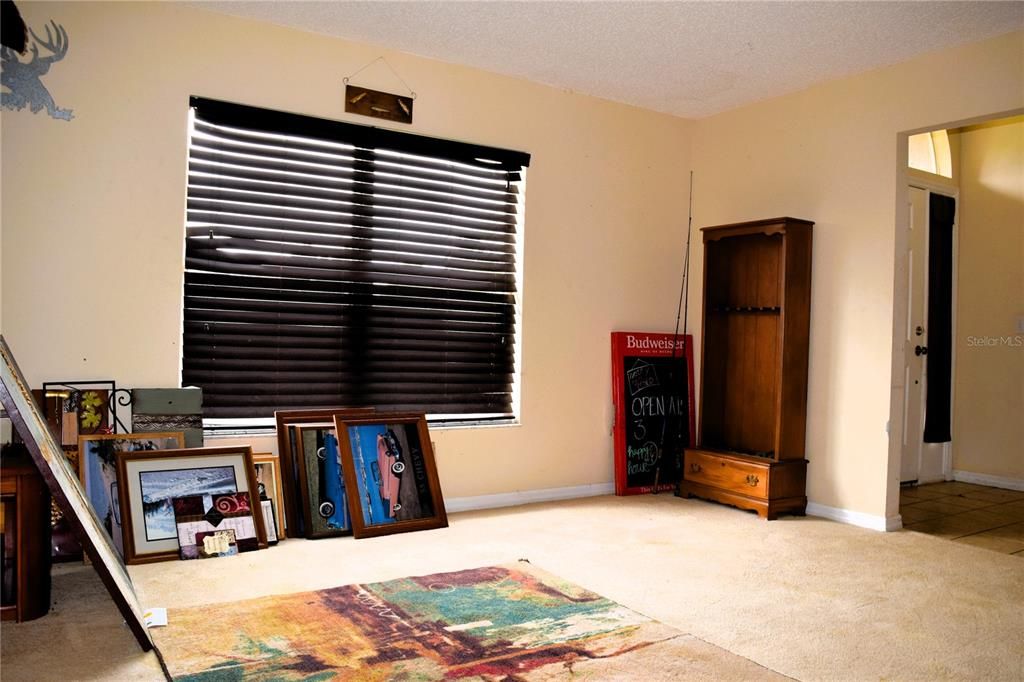 For Sale: $309,000 (4 beds, 2 baths, 2326 Square Feet)