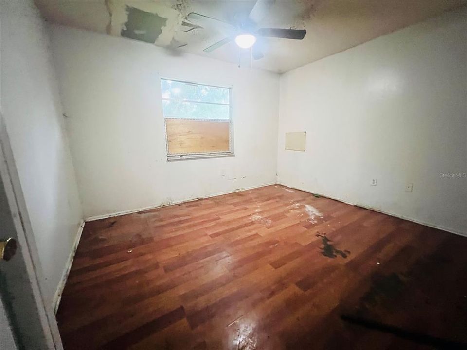 En Venta: $170,000 (2 camas, 1 baños, 890 Pies cuadrados)