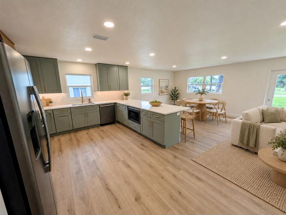 For Sale: $435,000 (3 beds, 2 baths, 1596 Square Feet)