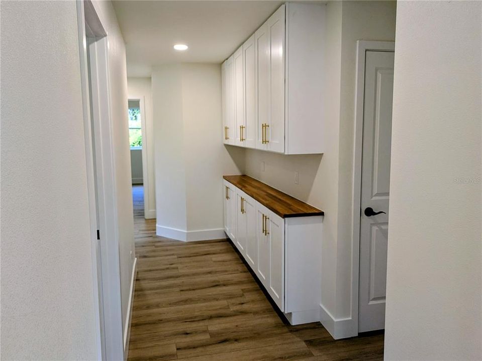 For Sale: $435,000 (3 beds, 2 baths, 1596 Square Feet)