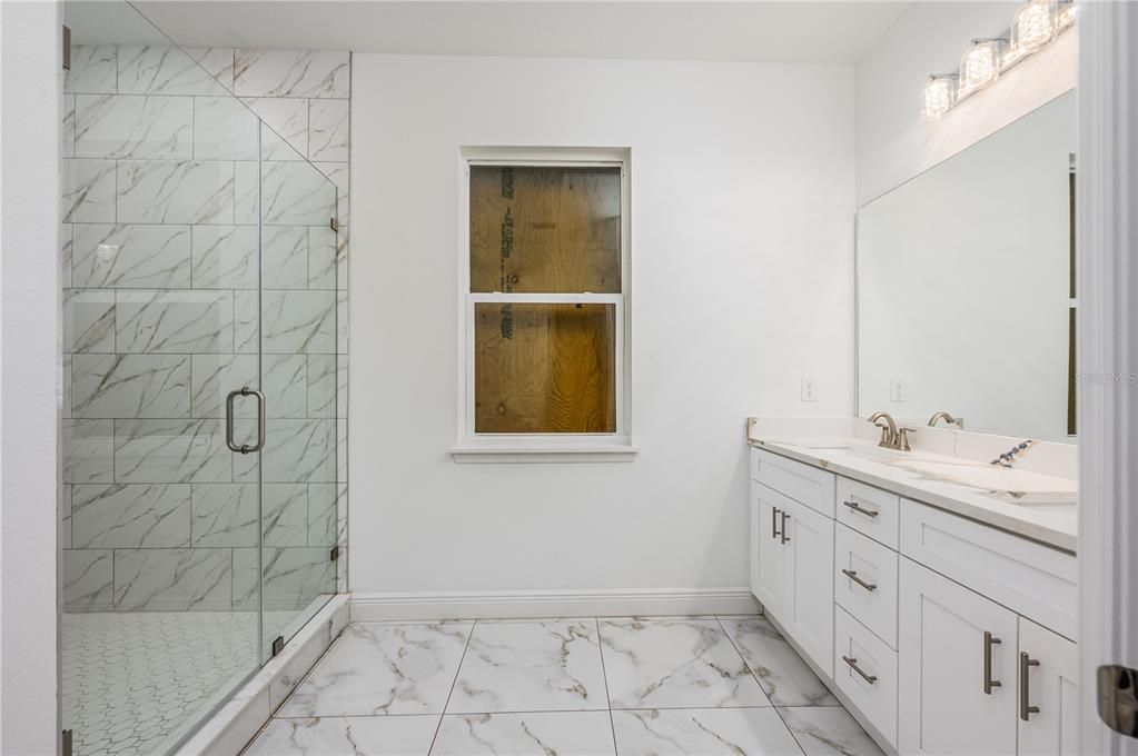 For Rent: $2,300 (3 beds, 2 baths, 1615 Square Feet)