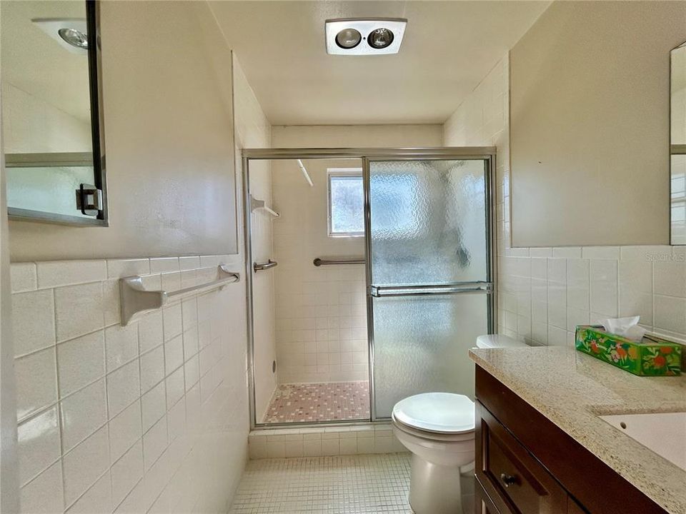 For Sale: $179,900 (2 beds, 2 baths, 1400 Square Feet)