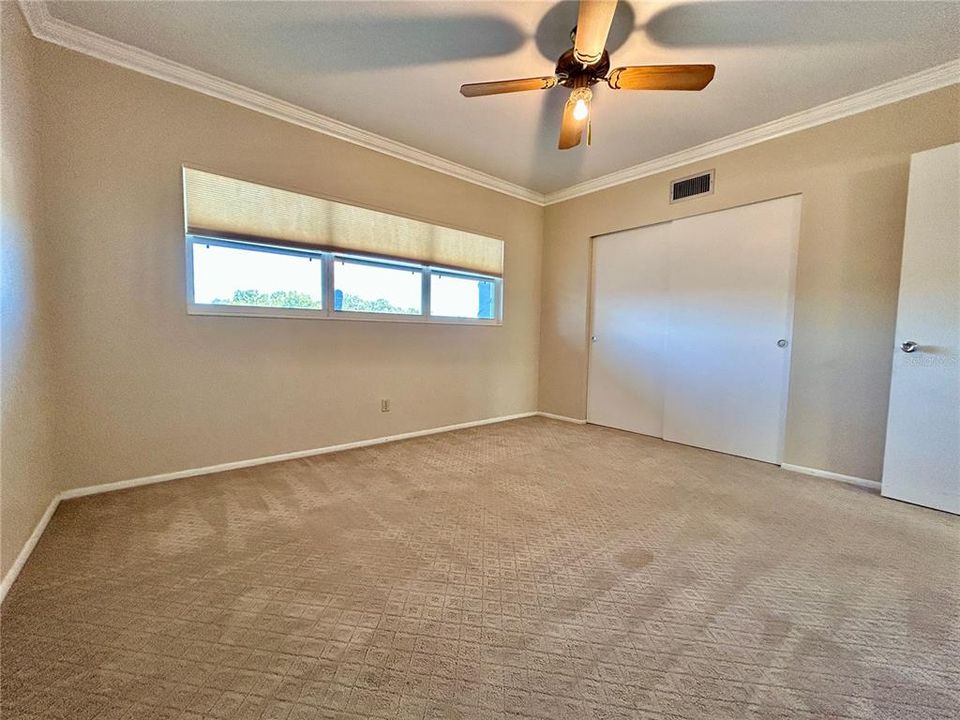 For Sale: $179,900 (2 beds, 2 baths, 1400 Square Feet)