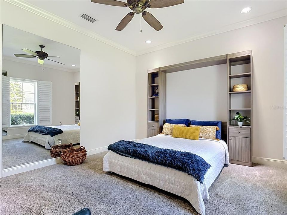 For Sale: $511,000 (5 beds, 3 baths, 2586 Square Feet)