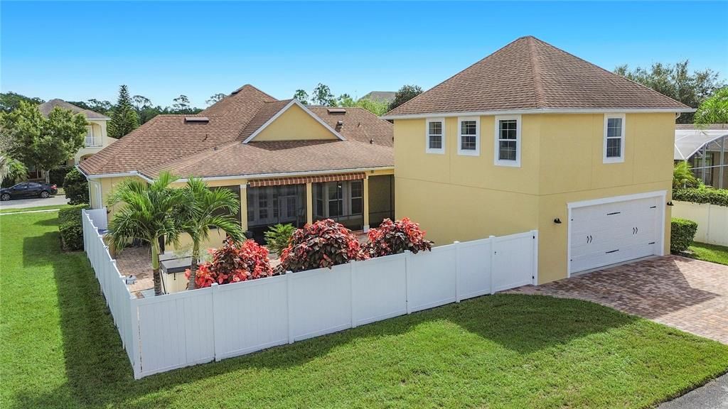 For Sale: $511,000 (5 beds, 3 baths, 2586 Square Feet)