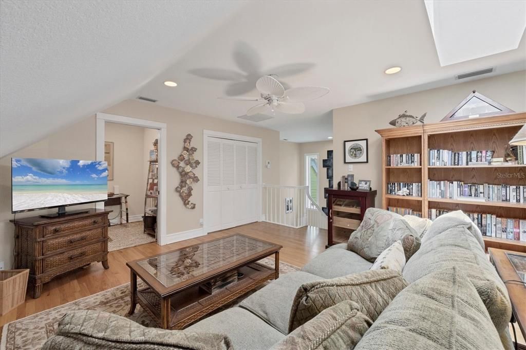 For Sale: $4,695,000 (3 beds, 3 baths, 3210 Square Feet)