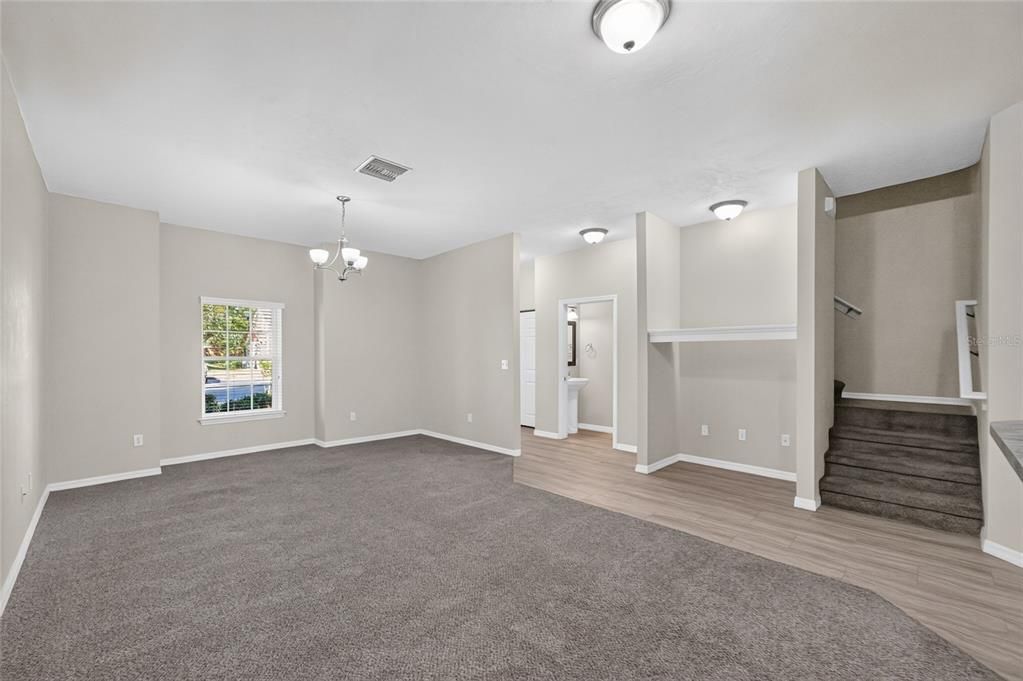 For Sale: $235,000 (3 beds, 2 baths, 1499 Square Feet)