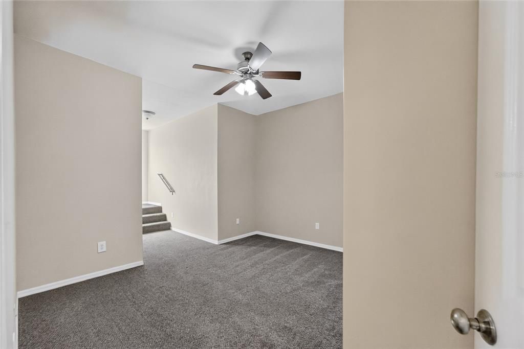 For Sale: $235,000 (3 beds, 2 baths, 1499 Square Feet)