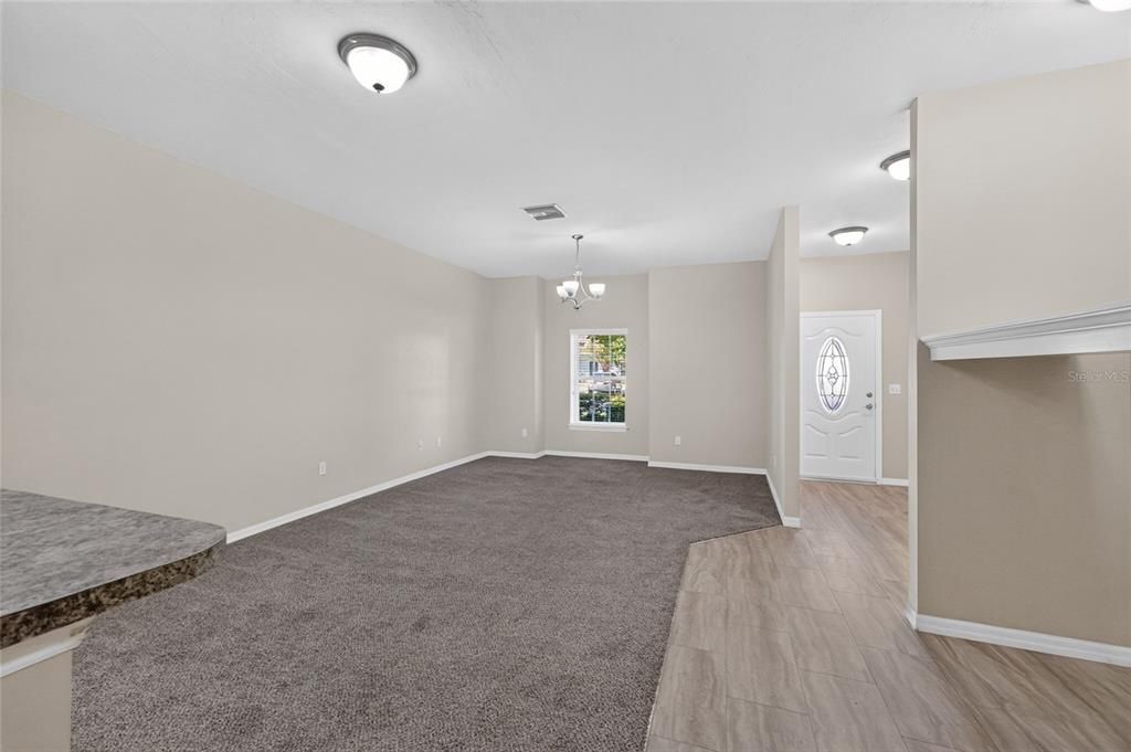For Sale: $235,000 (3 beds, 2 baths, 1499 Square Feet)