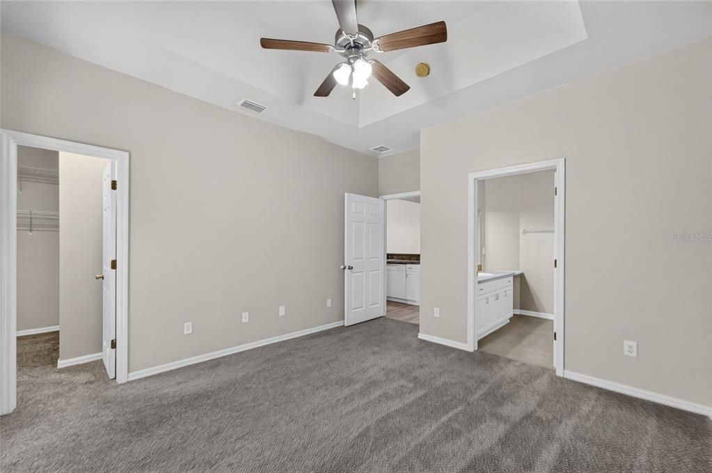 For Sale: $235,000 (3 beds, 2 baths, 1499 Square Feet)