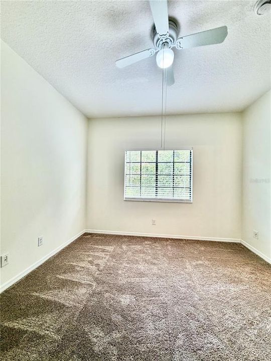 В аренду: $2,300 (2 спален, 2 ванн, 1298 Квадратных фут)