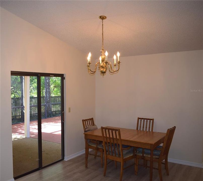 For Sale: $449,000 (3 beds, 2 baths, 1472 Square Feet)