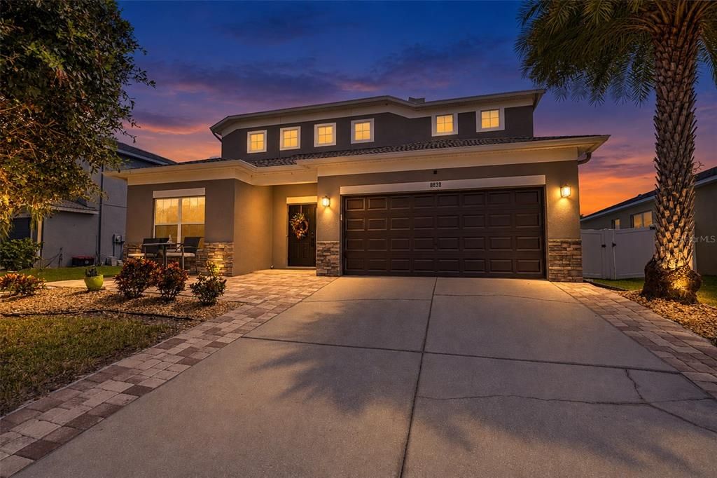 На продажу: $569,900 (4 спален, 2 ванн, 2806 Квадратных фут)