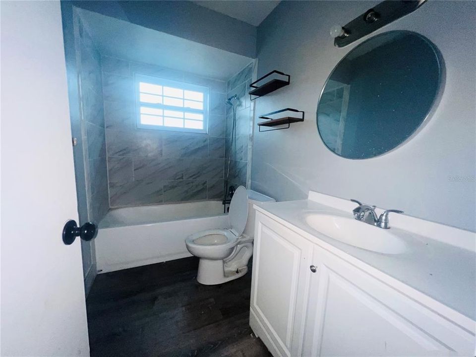 For Sale: $270,000 (3 beds, 2 baths, 1241 Square Feet)