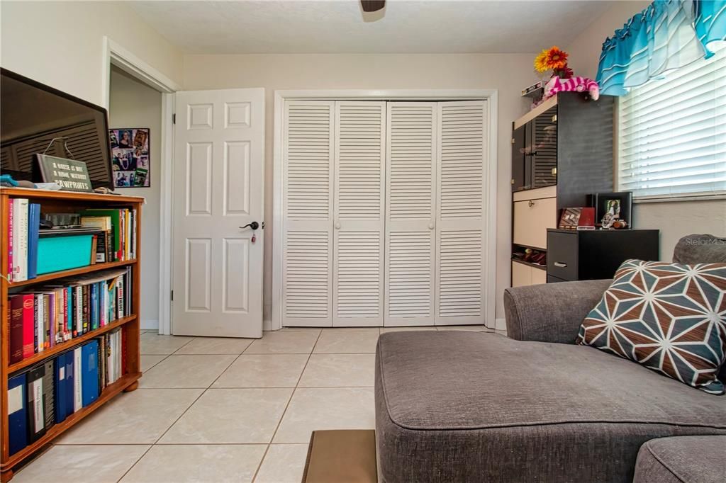 En Venta: $419,000 (2 camas, 2 baños, 1419 Pies cuadrados)