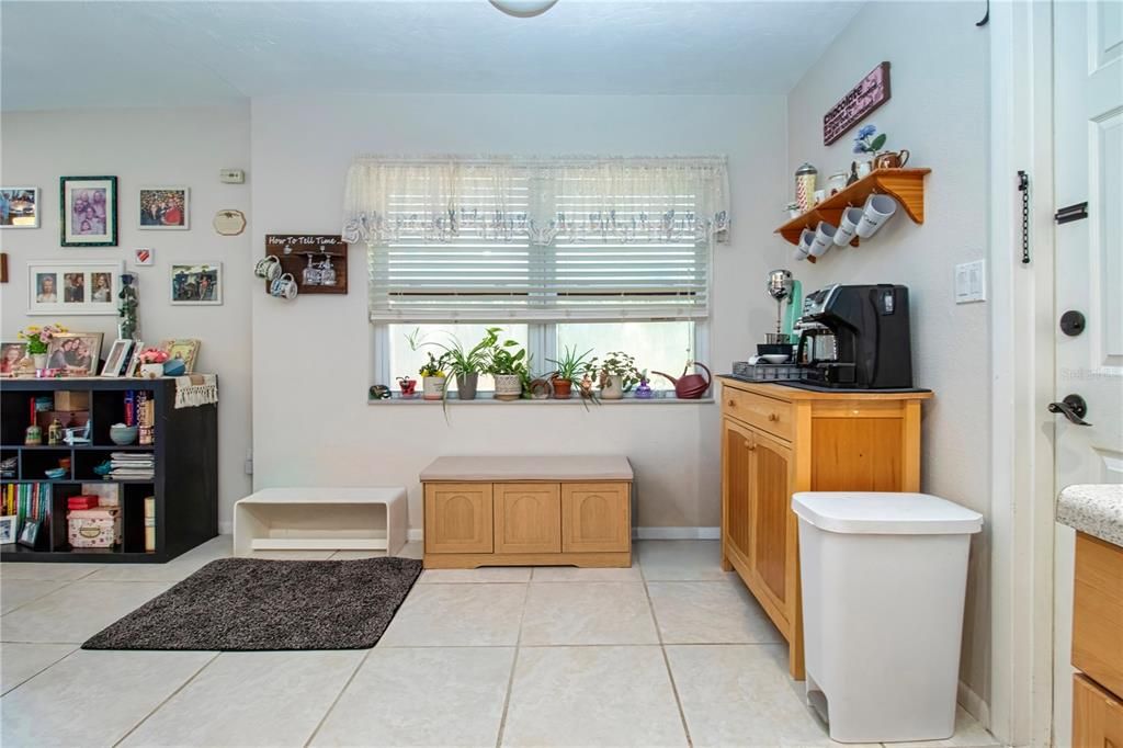 En Venta: $419,000 (2 camas, 2 baños, 1419 Pies cuadrados)