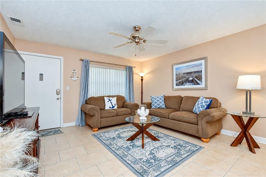 En Venta: $82,000 (2 camas, 1 baños, 1010 Pies cuadrados)