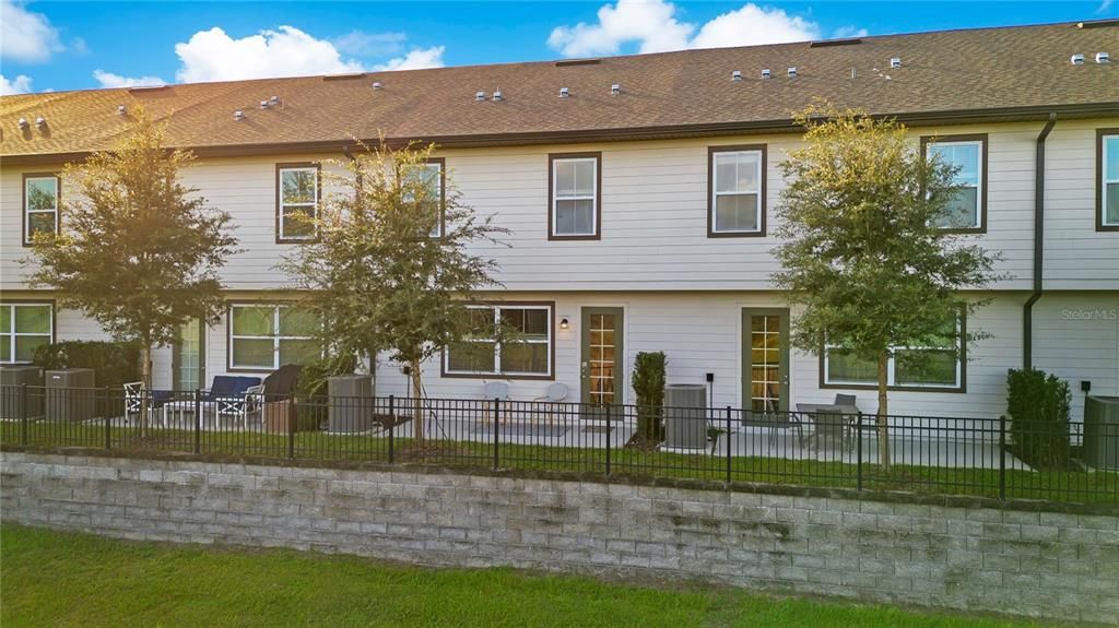 For Sale: $349,999 (3 beds, 2 baths, 1653 Square Feet)