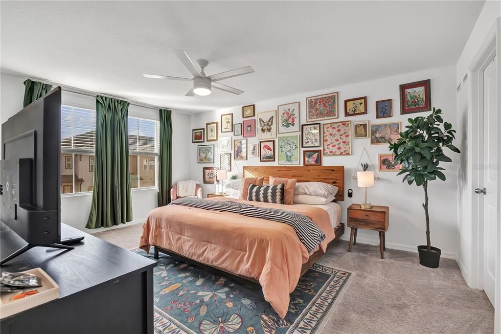 For Sale: $349,999 (3 beds, 2 baths, 1653 Square Feet)