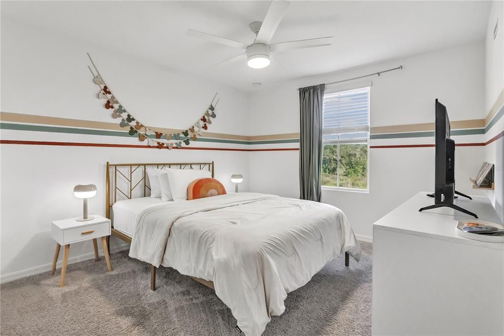 For Sale: $349,999 (3 beds, 2 baths, 1653 Square Feet)