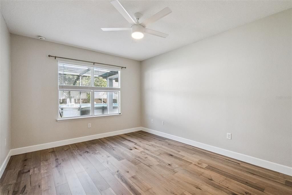 For Sale: $389,000 (3 beds, 2 baths, 2004 Square Feet)