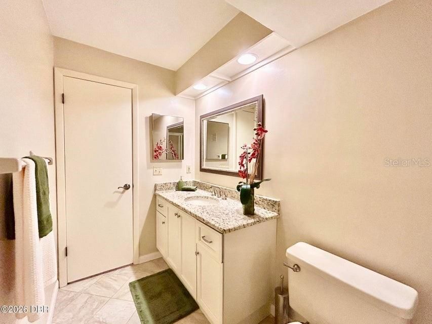 For Sale: $229,000 (3 beds, 2 baths, 1430 Square Feet)