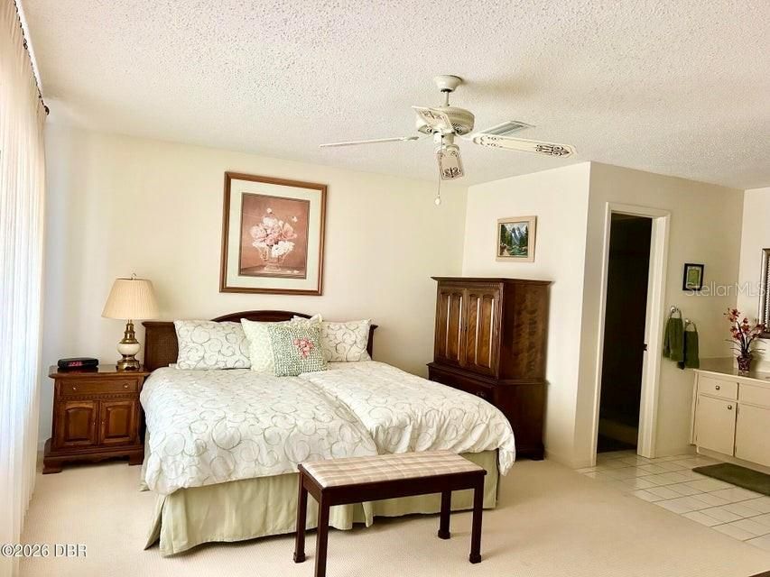 For Sale: $229,000 (3 beds, 2 baths, 1430 Square Feet)