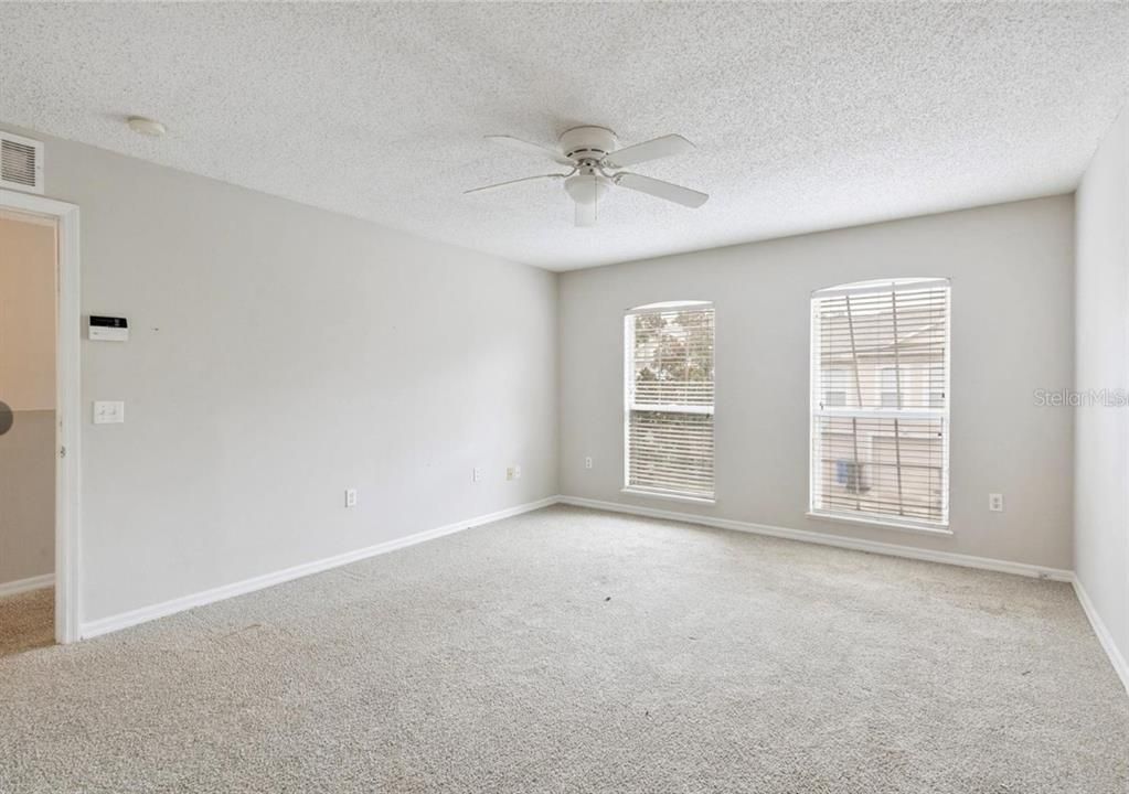For Rent: $1,995 (3 beds, 2 baths, 1764 Square Feet)