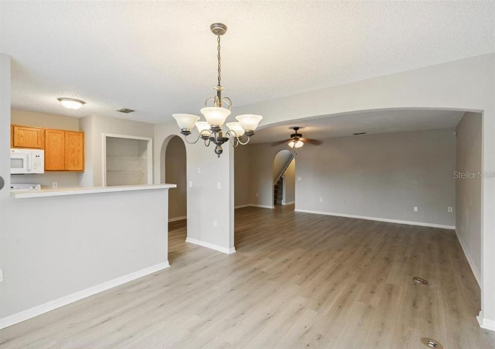 For Rent: $1,995 (3 beds, 2 baths, 1764 Square Feet)