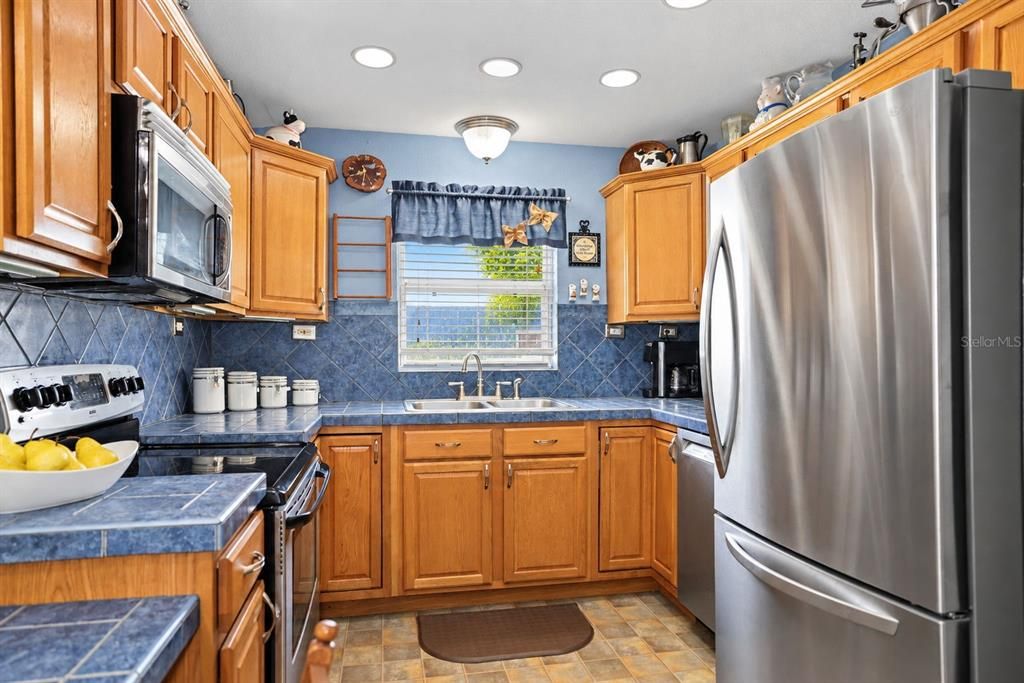 На продажу: $435,000 (3 спален, 2 ванн, 1574 Квадратных фут)