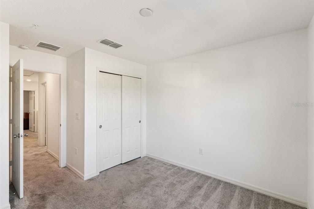 For Sale: $305,000 (3 beds, 2 baths, 1575 Square Feet)