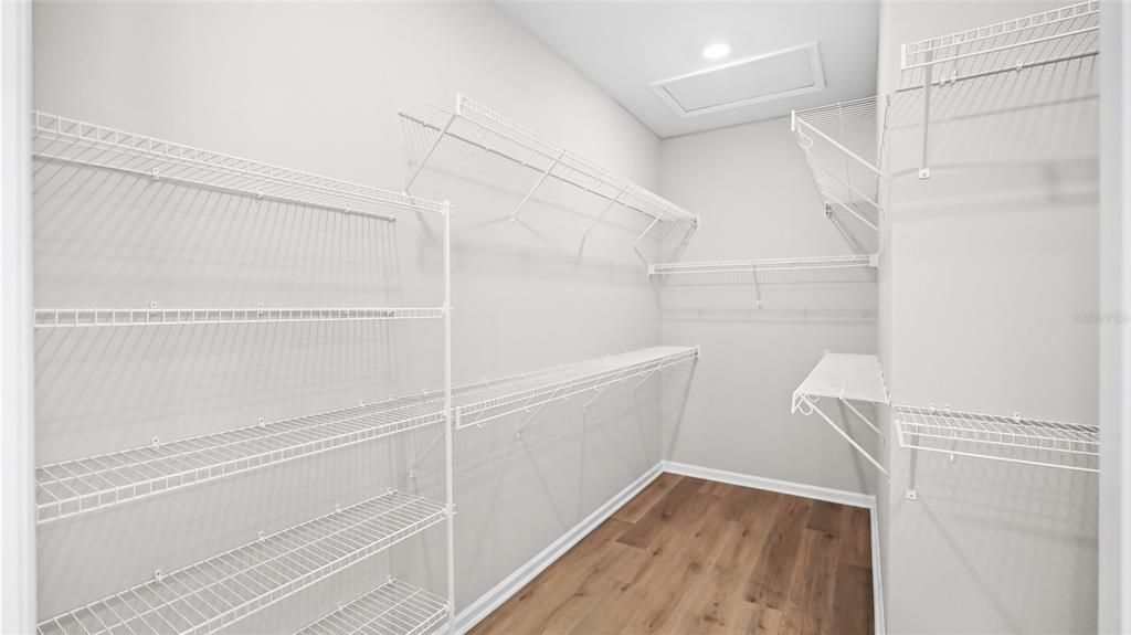En Venta: $599,999 (3 camas, 3 baños, 2289 Pies cuadrados)